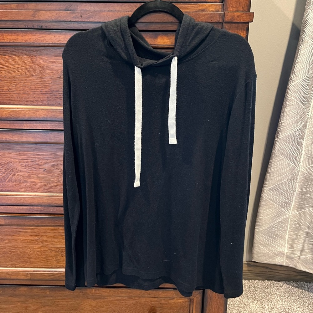 Zyia boyfriend hoodie. Black size medium.
